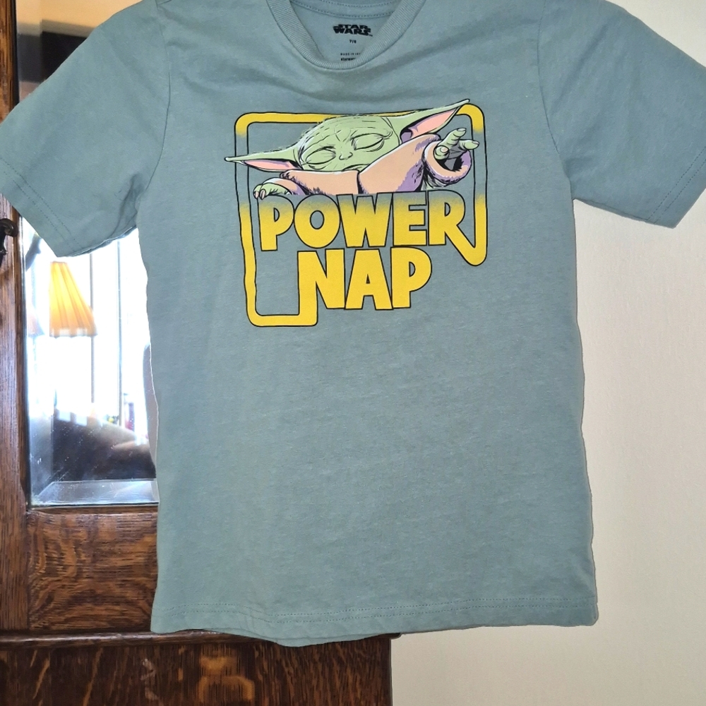 Starwars boys size 7-8 Yoda tshirt